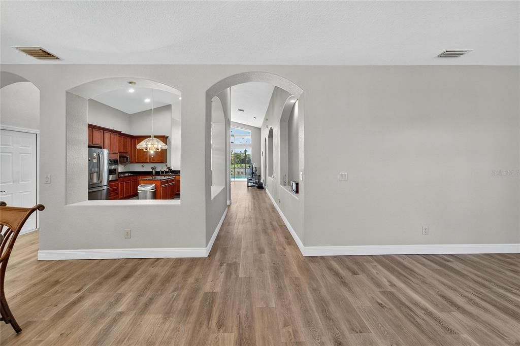 For Sale: $524,000 (4 beds, 3 baths, 2612 Square Feet)