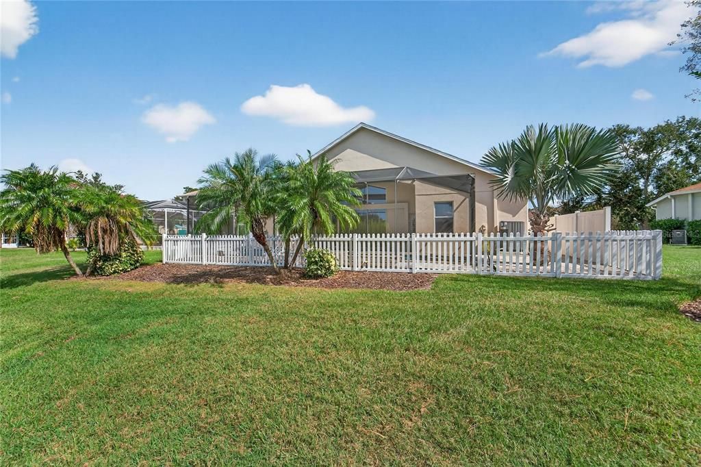 For Sale: $524,000 (4 beds, 3 baths, 2612 Square Feet)