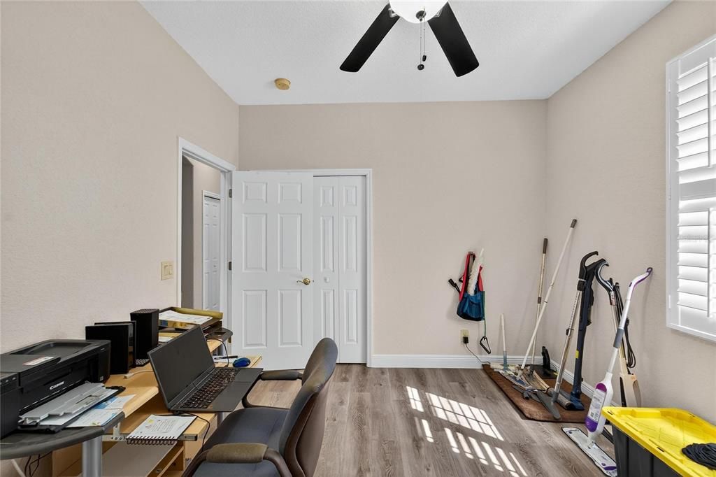 For Sale: $524,000 (4 beds, 3 baths, 2612 Square Feet)