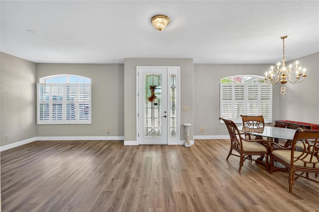 For Sale: $524,000 (4 beds, 3 baths, 2612 Square Feet)