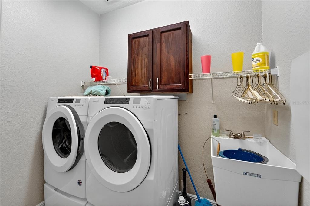 For Sale: $524,000 (4 beds, 3 baths, 2612 Square Feet)