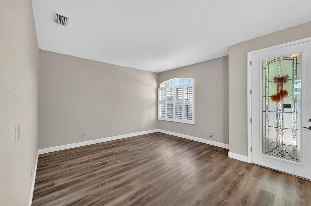 For Sale: $524,000 (4 beds, 3 baths, 2612 Square Feet)