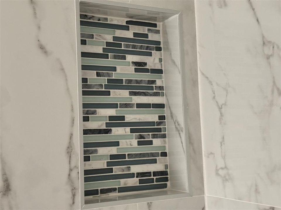 For Sale: $275,000 (3 beds, 2 baths, 1338 Square Feet)