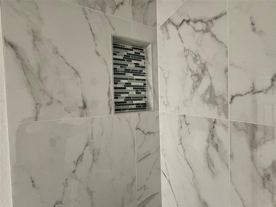 For Sale: $275,000 (3 beds, 2 baths, 1338 Square Feet)