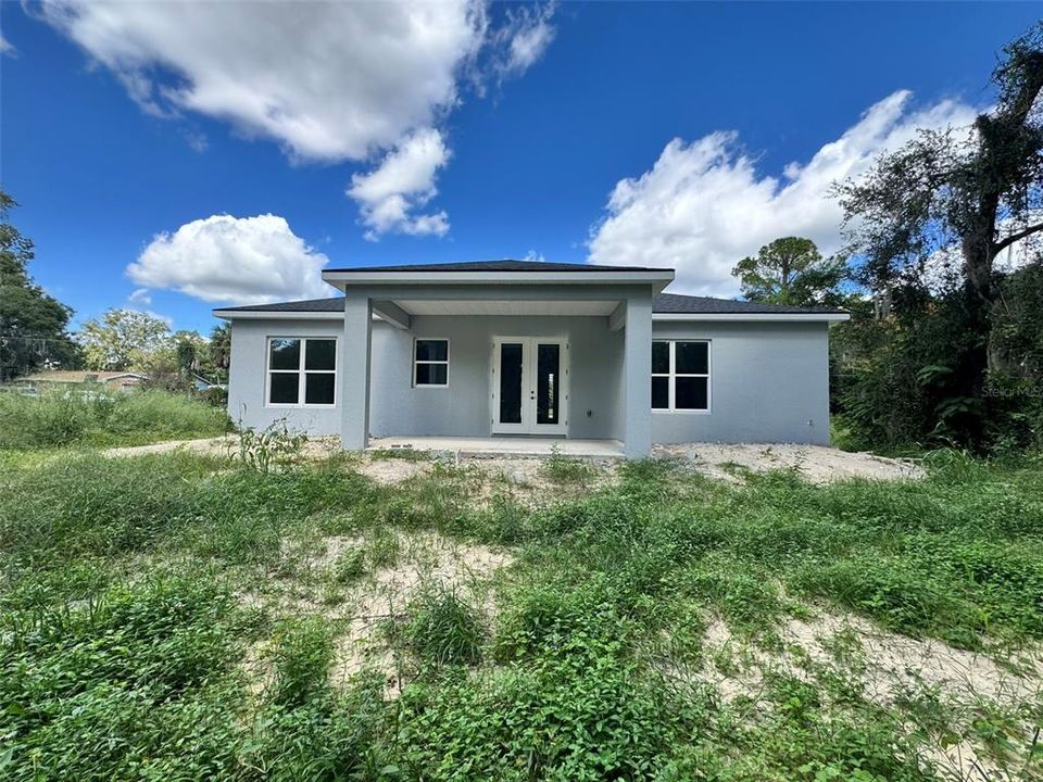 For Sale: $275,000 (3 beds, 2 baths, 1338 Square Feet)