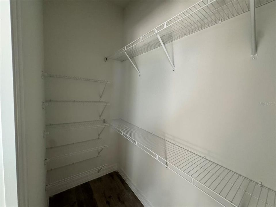 For Sale: $275,000 (3 beds, 2 baths, 1338 Square Feet)