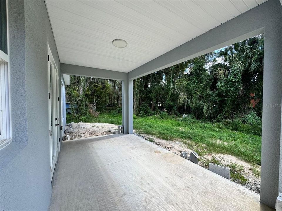 For Sale: $275,000 (3 beds, 2 baths, 1338 Square Feet)