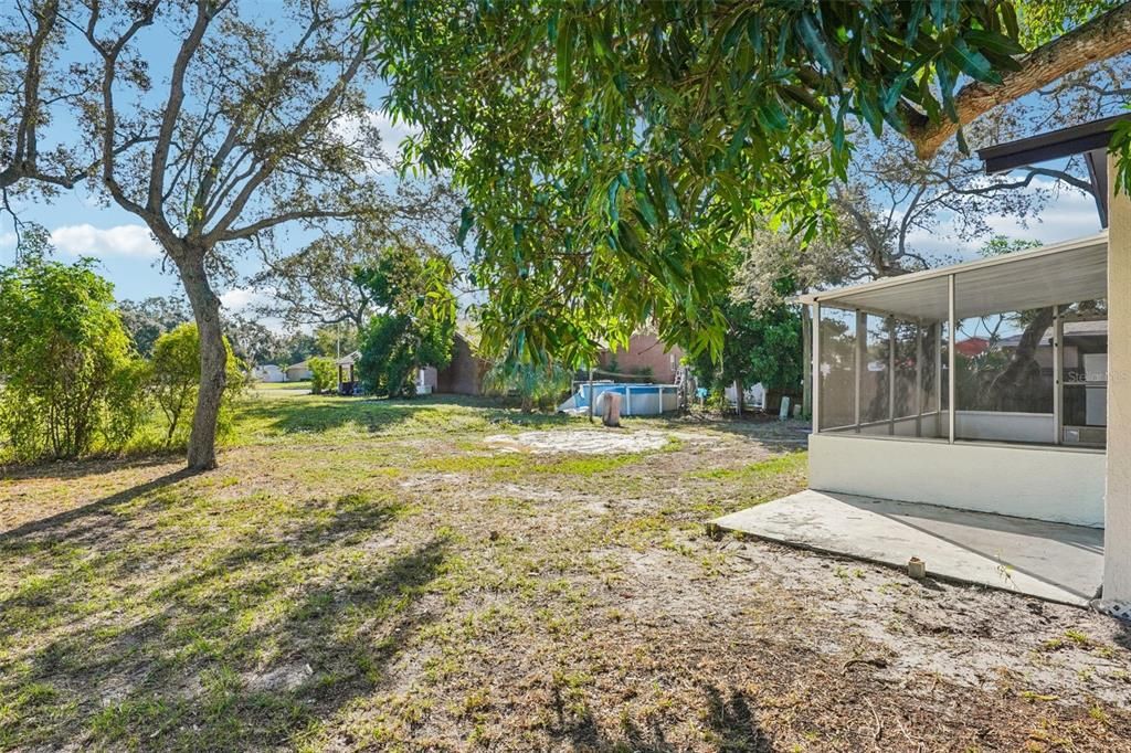 待售: $380,000 (4 贝兹, 2 浴室, 1424 平方英尺)