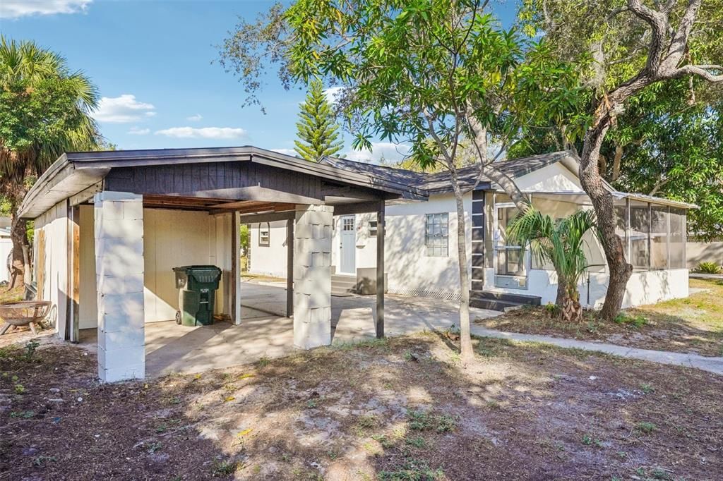 待售: $380,000 (4 贝兹, 2 浴室, 1424 平方英尺)