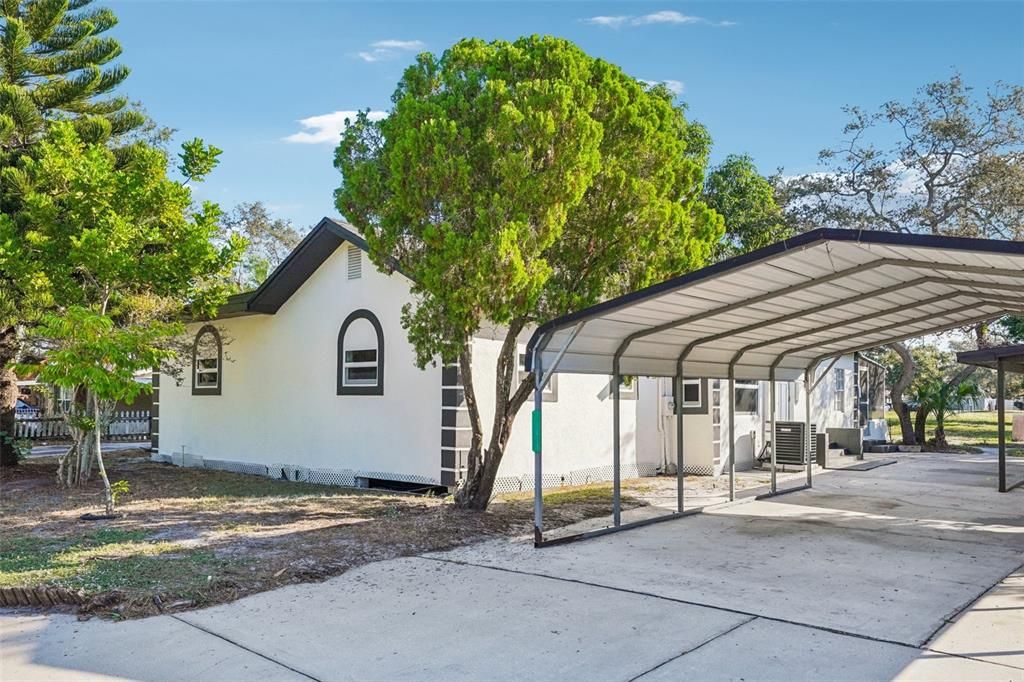 待售: $380,000 (4 贝兹, 2 浴室, 1424 平方英尺)