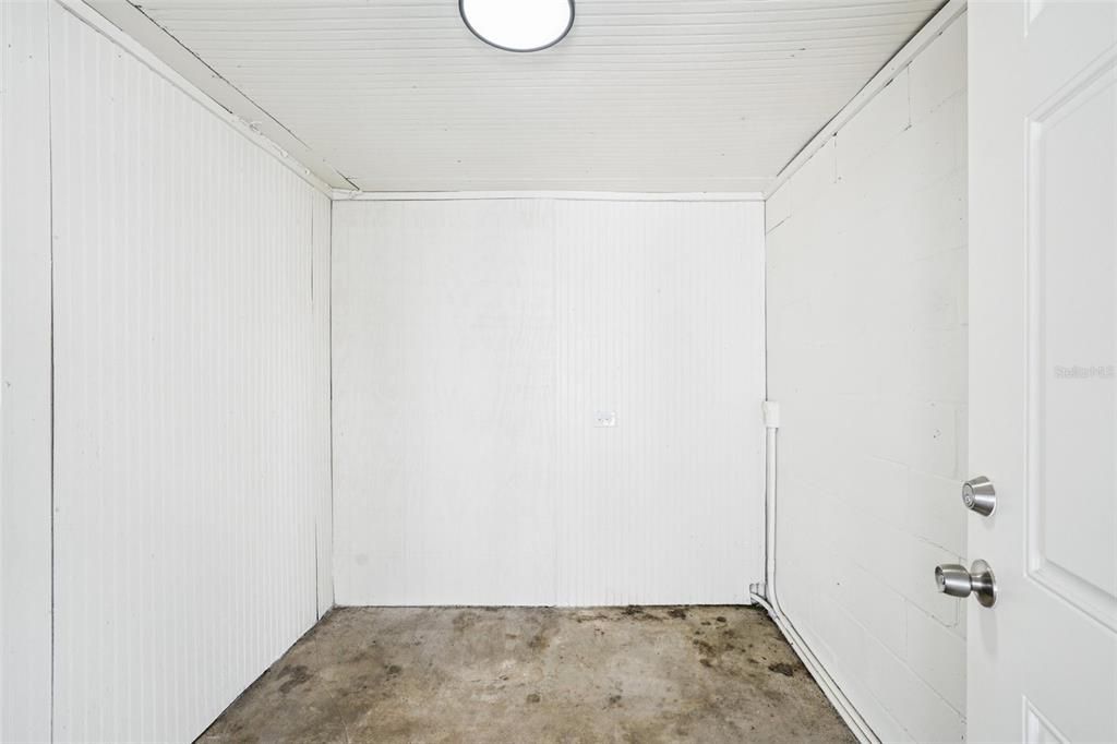 待售: $380,000 (4 贝兹, 2 浴室, 1424 平方英尺)