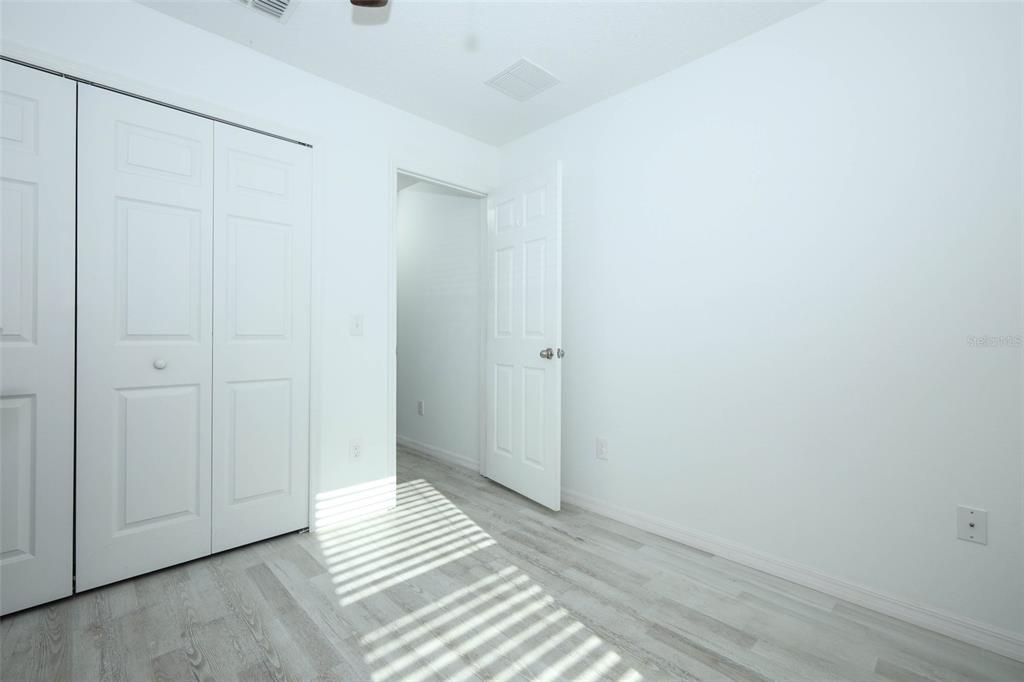 For Sale: $315,000 (3 beds, 2 baths, 1298 Square Feet)