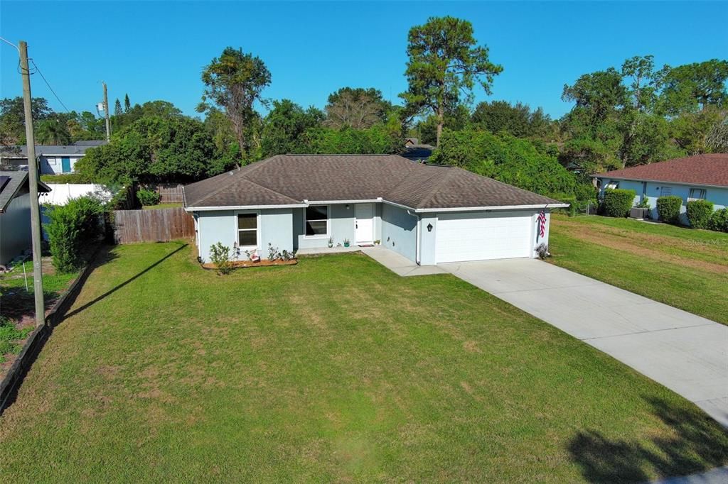 For Sale: $315,000 (3 beds, 2 baths, 1298 Square Feet)