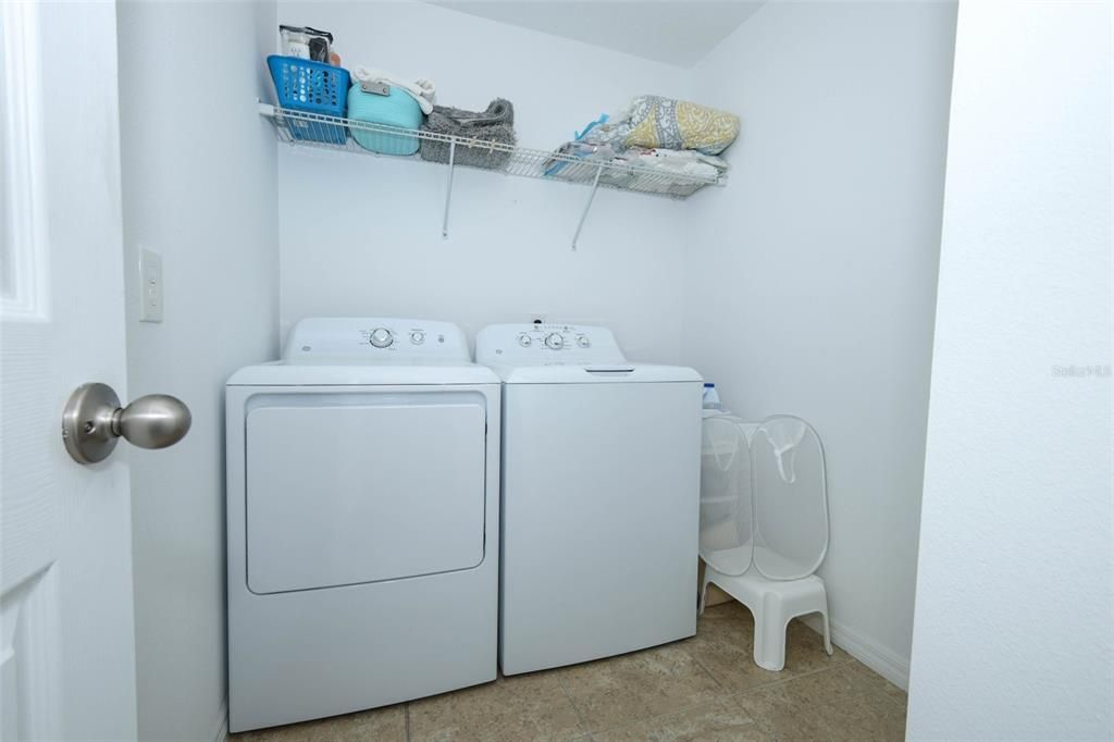 For Sale: $315,000 (3 beds, 2 baths, 1298 Square Feet)