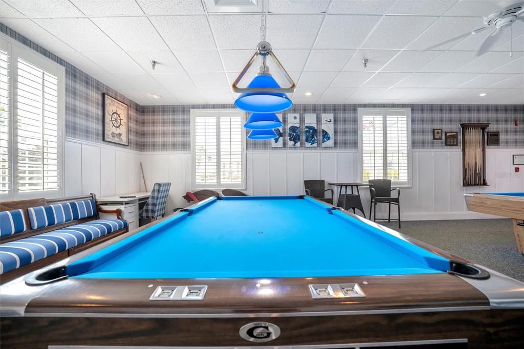 Под контрактом: $420,000 (3 спален, 2 ванн, 1738 Квадратных фут)