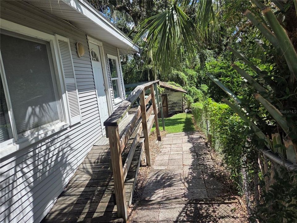 Activo con contrato: $249,000 (2 camas, 1 baños, 756 Pies cuadrados)