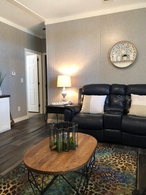 En Venta: $282,900 (3 camas, 2 baños, 1040 Pies cuadrados)