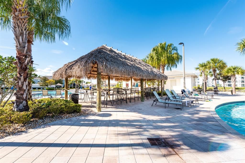 Activo con contrato: $369,500 (3 camas, 2 baños, 2016 Pies cuadrados)