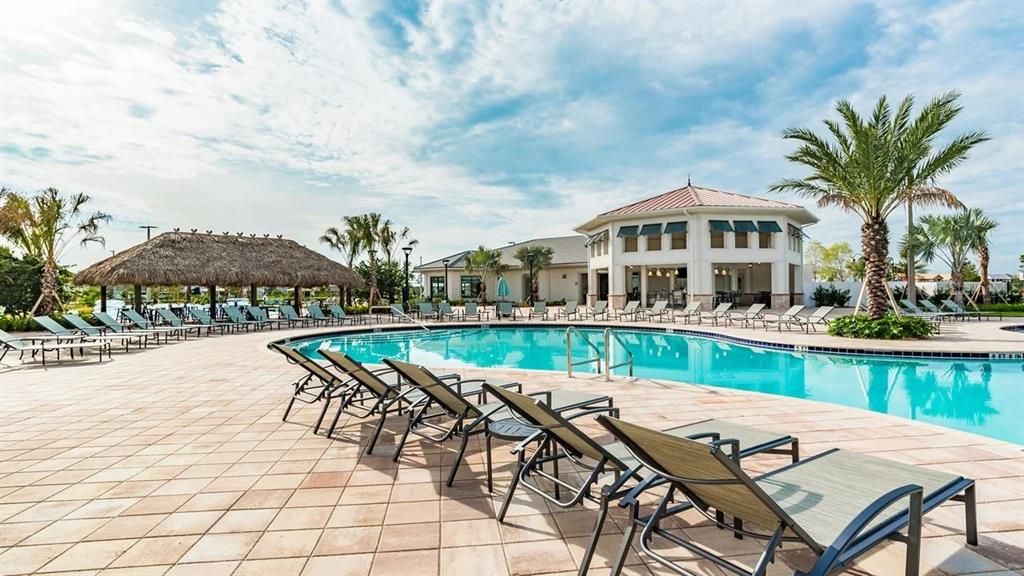 Activo con contrato: $369,500 (3 camas, 2 baños, 2016 Pies cuadrados)