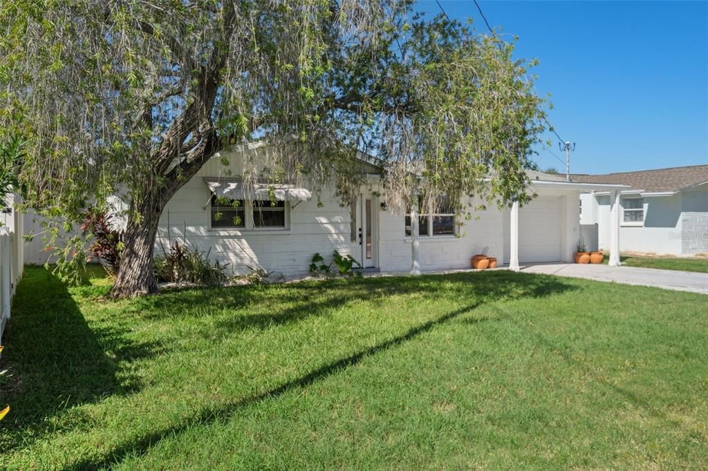 En Venta: $499,000 (4 camas, 3 baños, 1553 Pies cuadrados)