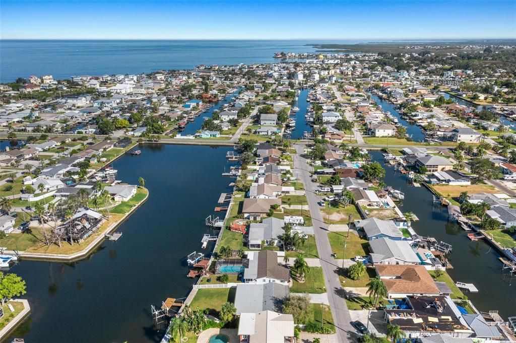 En Venta: $499,000 (4 camas, 3 baños, 1553 Pies cuadrados)