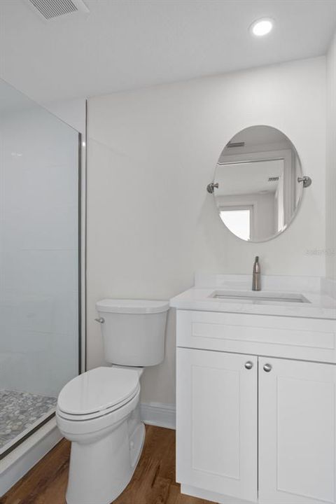 En Venta: $499,000 (4 camas, 3 baños, 1553 Pies cuadrados)