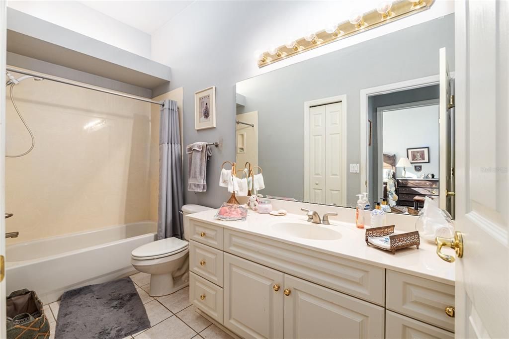 For Sale: $339,900 (3 beds, 2 baths, 2145 Square Feet)