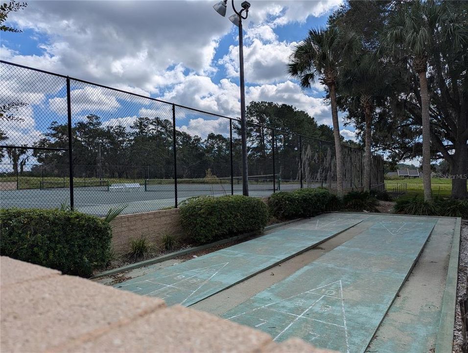 For Sale: $339,900 (3 beds, 2 baths, 2145 Square Feet)