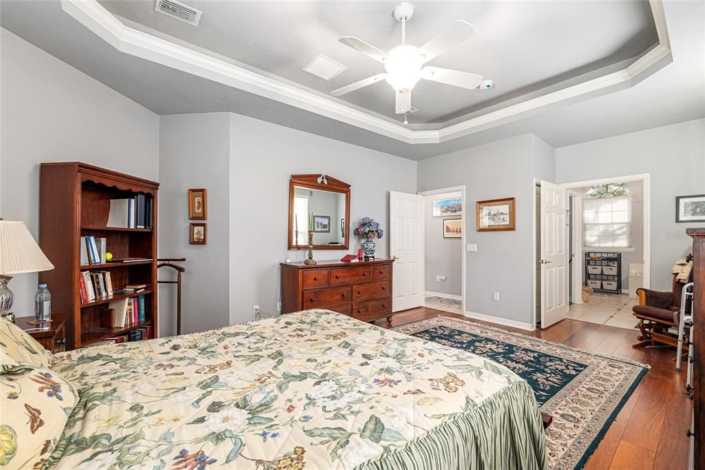 For Sale: $339,900 (3 beds, 2 baths, 2145 Square Feet)