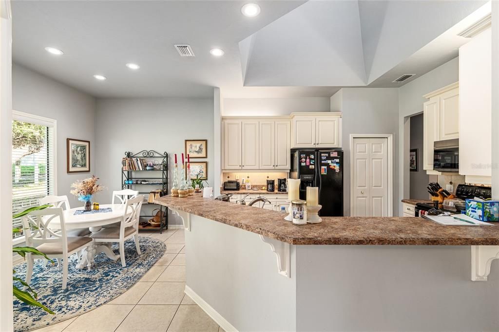 For Sale: $339,900 (3 beds, 2 baths, 2145 Square Feet)