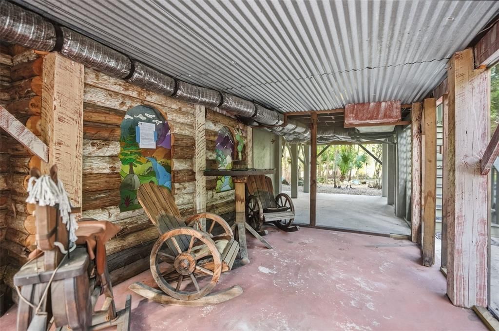 For Sale: $169,000 (1 beds, 1 baths, 600 Square Feet)