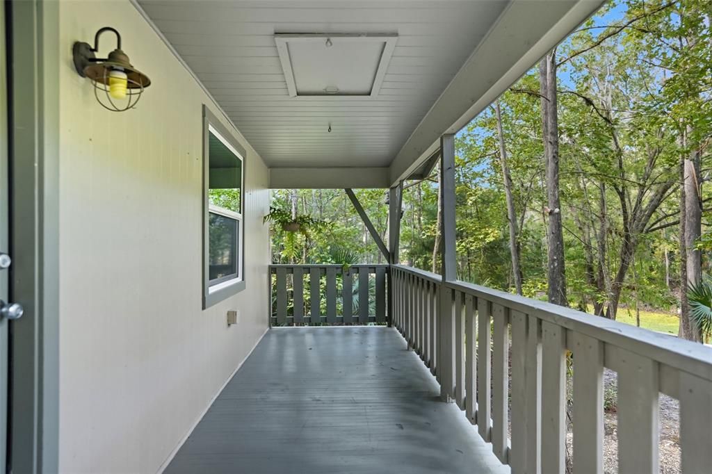 For Sale: $169,000 (1 beds, 1 baths, 600 Square Feet)