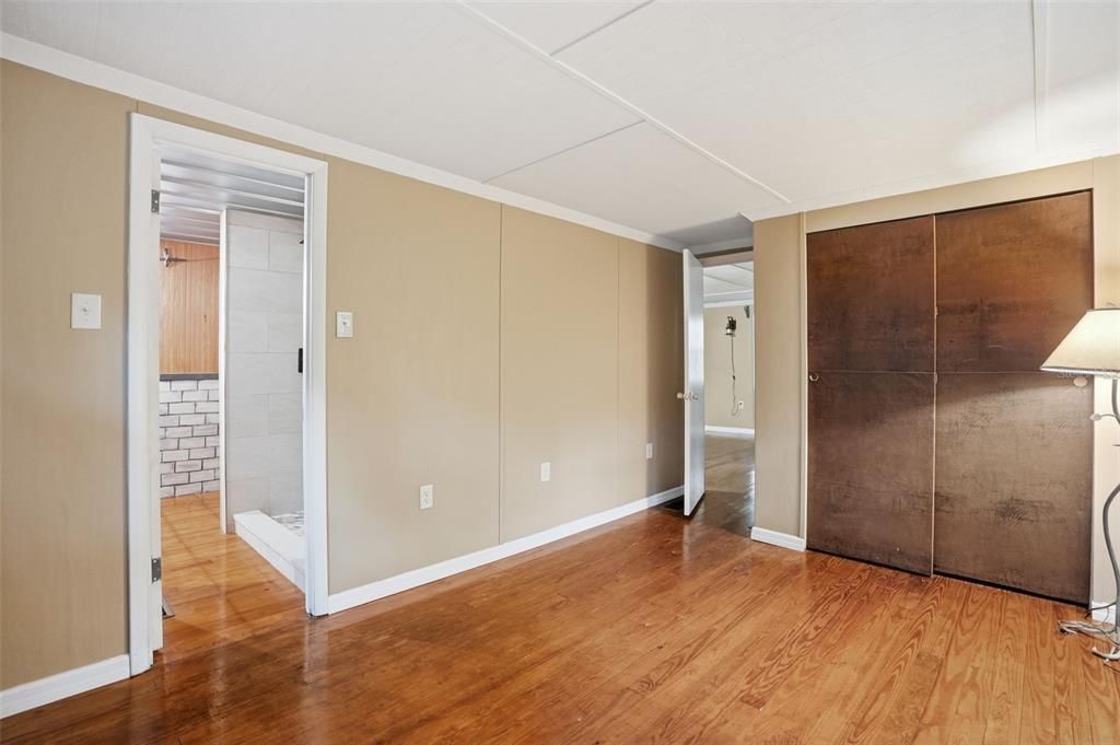 For Sale: $169,000 (1 beds, 1 baths, 600 Square Feet)