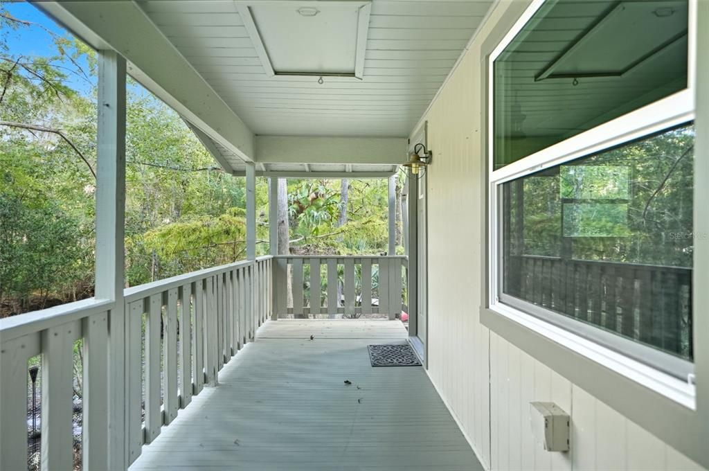 For Sale: $169,000 (1 beds, 1 baths, 600 Square Feet)