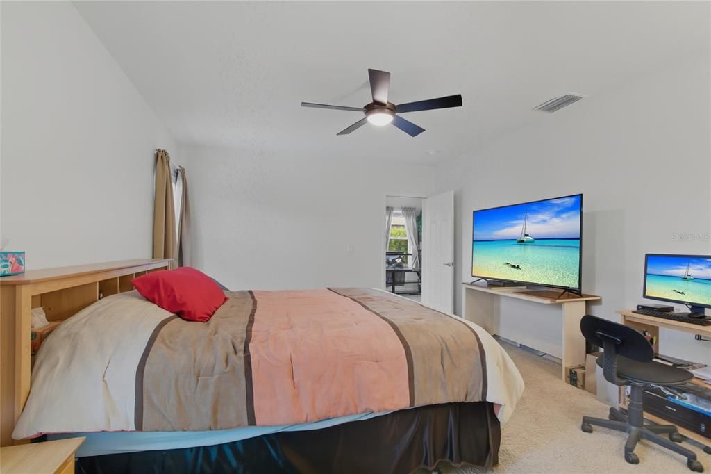 For Sale: $418,900 (3 beds, 2 baths, 1747 Square Feet)