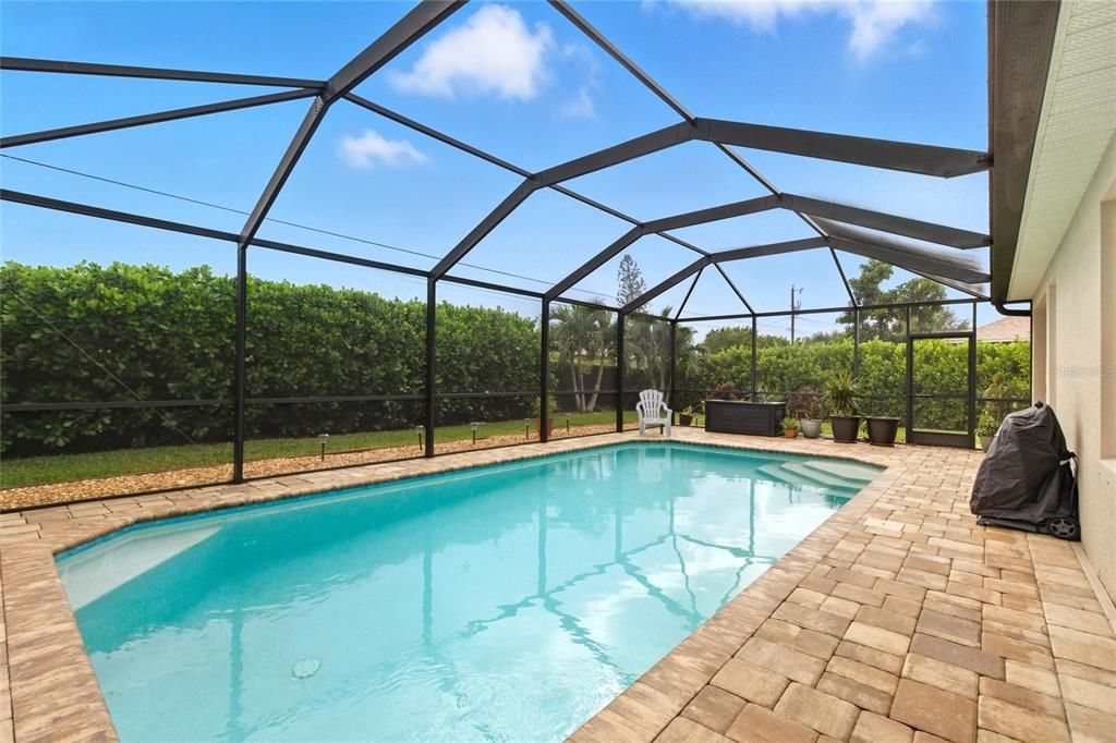 For Sale: $418,900 (3 beds, 2 baths, 1747 Square Feet)