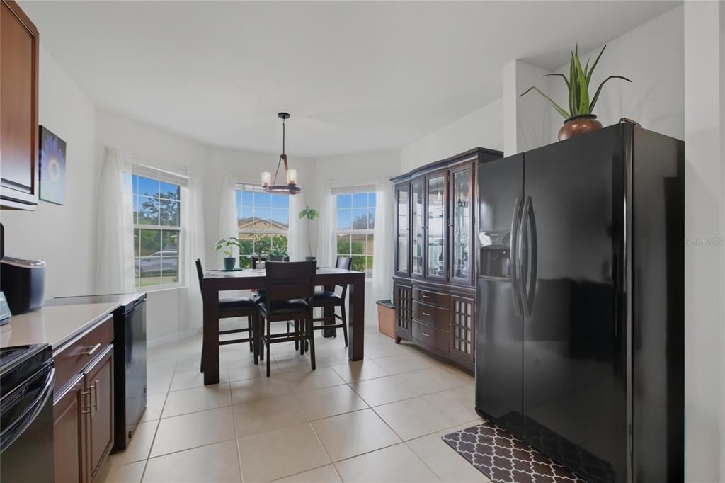 For Sale: $418,900 (3 beds, 2 baths, 1747 Square Feet)