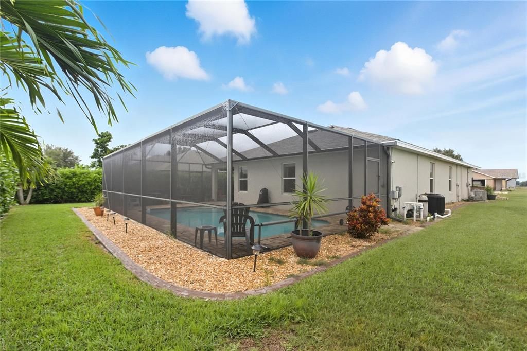 For Sale: $418,900 (3 beds, 2 baths, 1747 Square Feet)