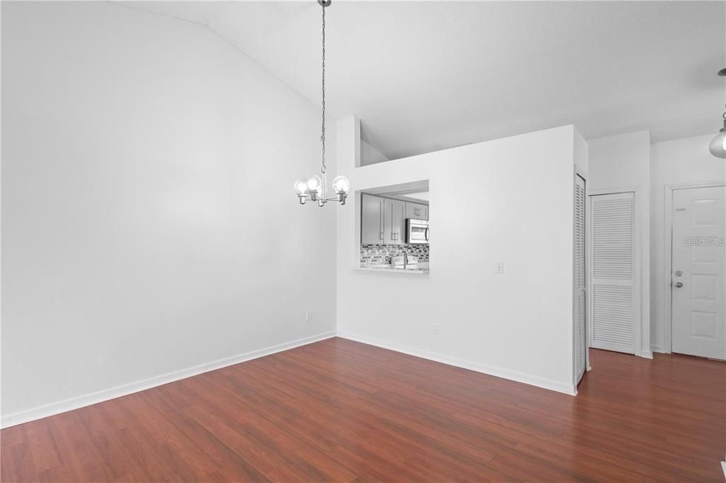 En Renta: $2,000 (3 camas, 2 baños, 1109 Pies cuadrados)