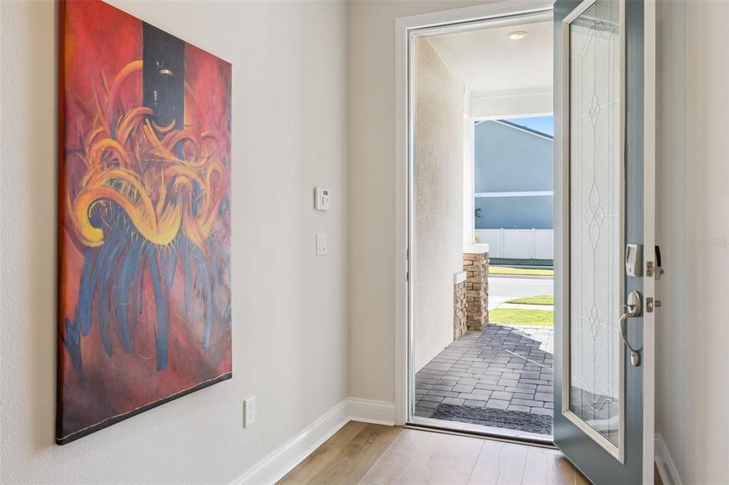 Activo con contrato: $625,000 (3 camas, 2 baños, 2160 Pies cuadrados)