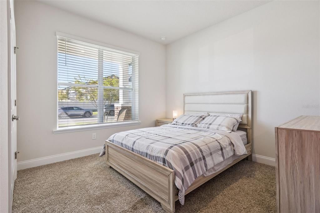 Activo con contrato: $625,000 (3 camas, 2 baños, 2160 Pies cuadrados)