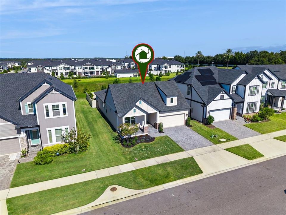 Activo con contrato: $625,000 (3 camas, 2 baños, 2160 Pies cuadrados)