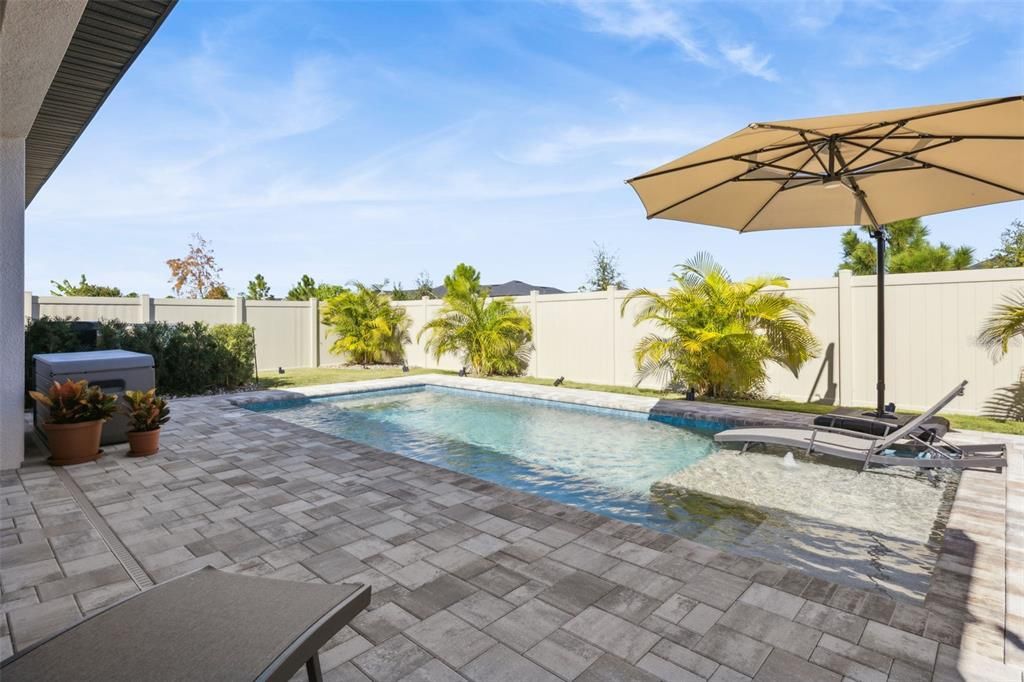 Activo con contrato: $625,000 (3 camas, 2 baños, 2160 Pies cuadrados)