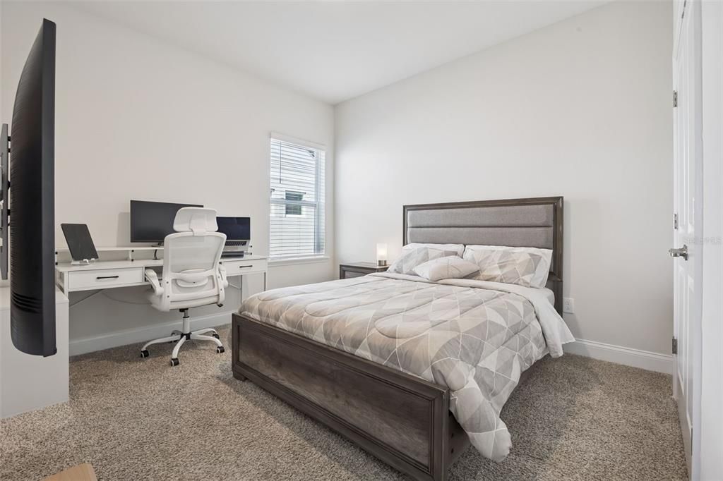 Activo con contrato: $625,000 (3 camas, 2 baños, 2160 Pies cuadrados)