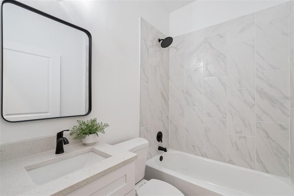 For Sale: $379,000 (3 beds, 2 baths, 1391 Square Feet)