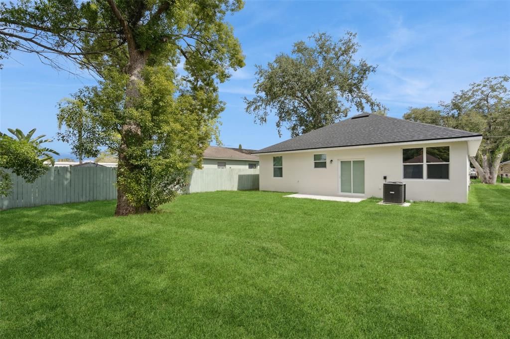 For Sale: $379,000 (3 beds, 2 baths, 1391 Square Feet)