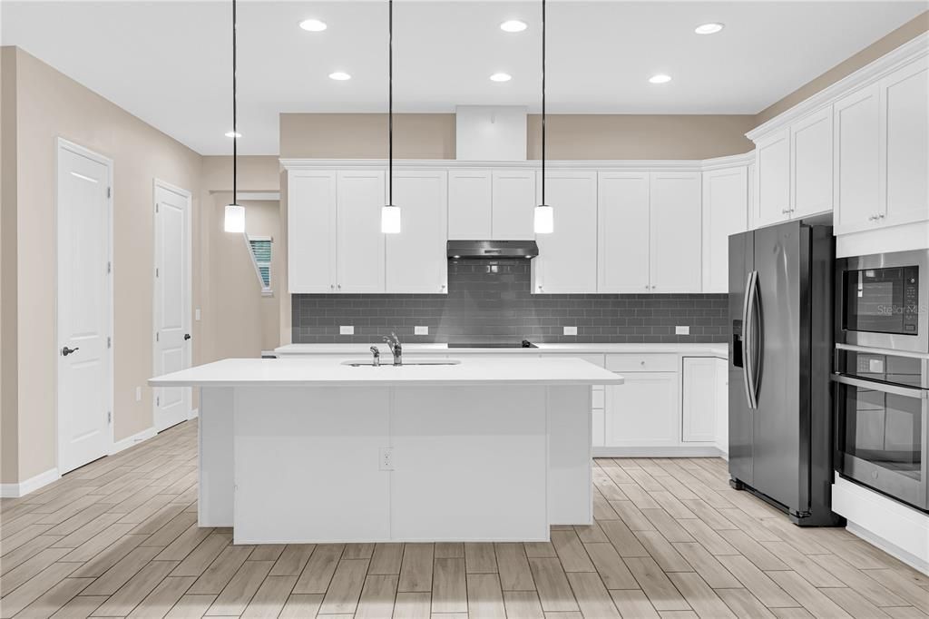 For Rent: $3,000 (4 beds, 4 baths, 2152 Square Feet)