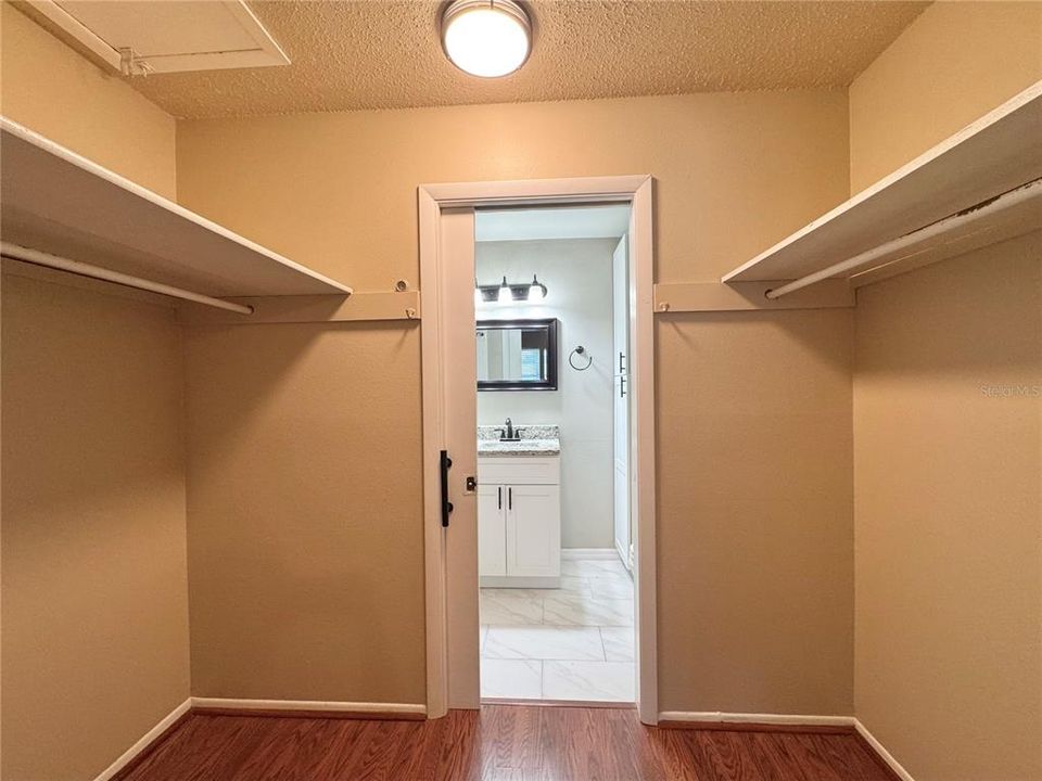 En Renta: $1,350 (2 camas, 2 baños, 1148 Pies cuadrados)