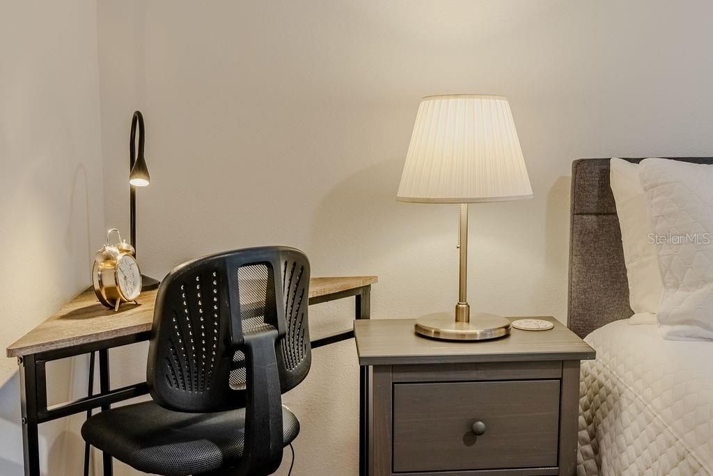 For Sale: $389,000 (4 beds, 3 baths, 1721 Square Feet)