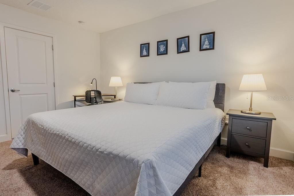 For Sale: $389,000 (4 beds, 3 baths, 1721 Square Feet)